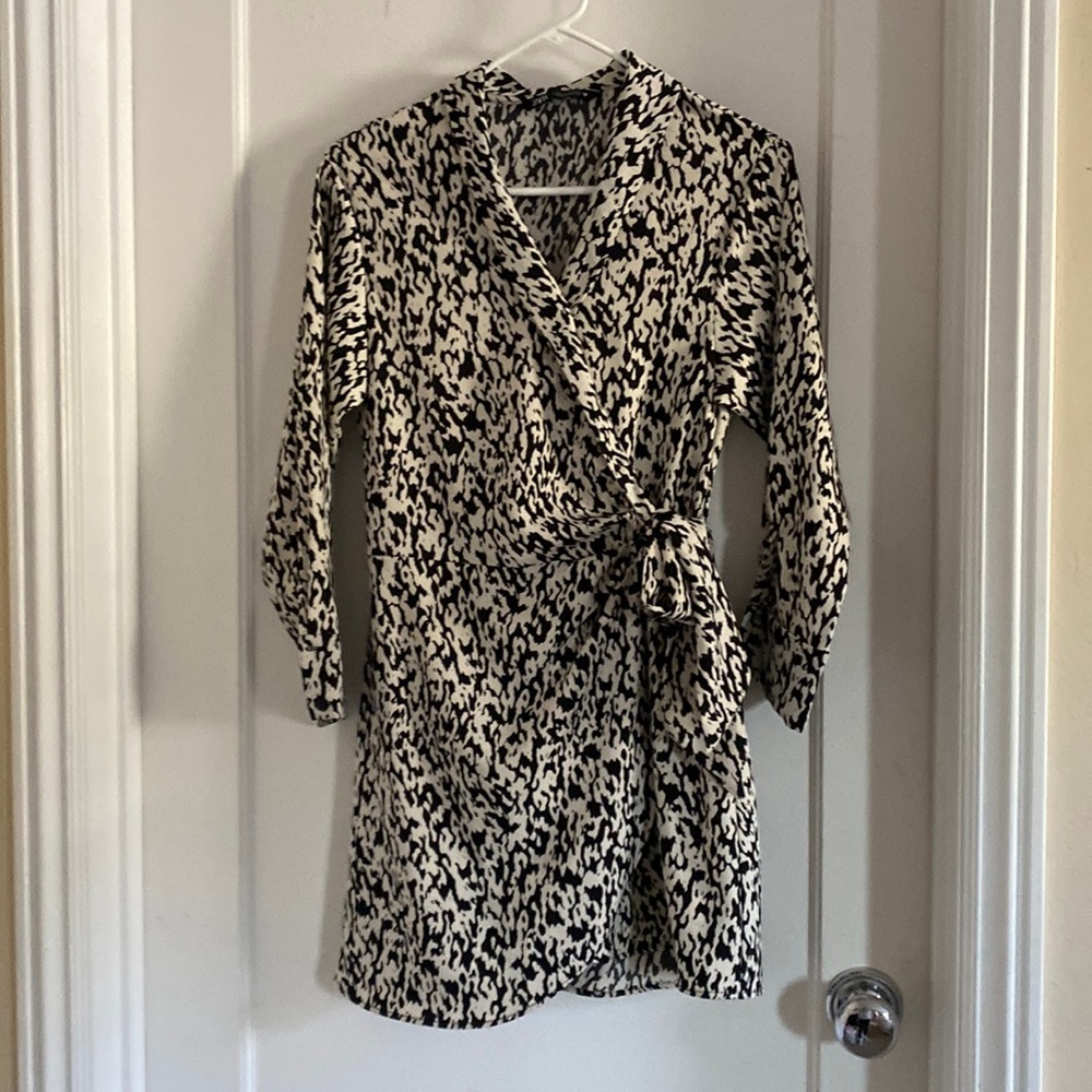 Black and ivory Zara wrap dress